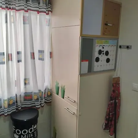 Casa Cris Apartment *